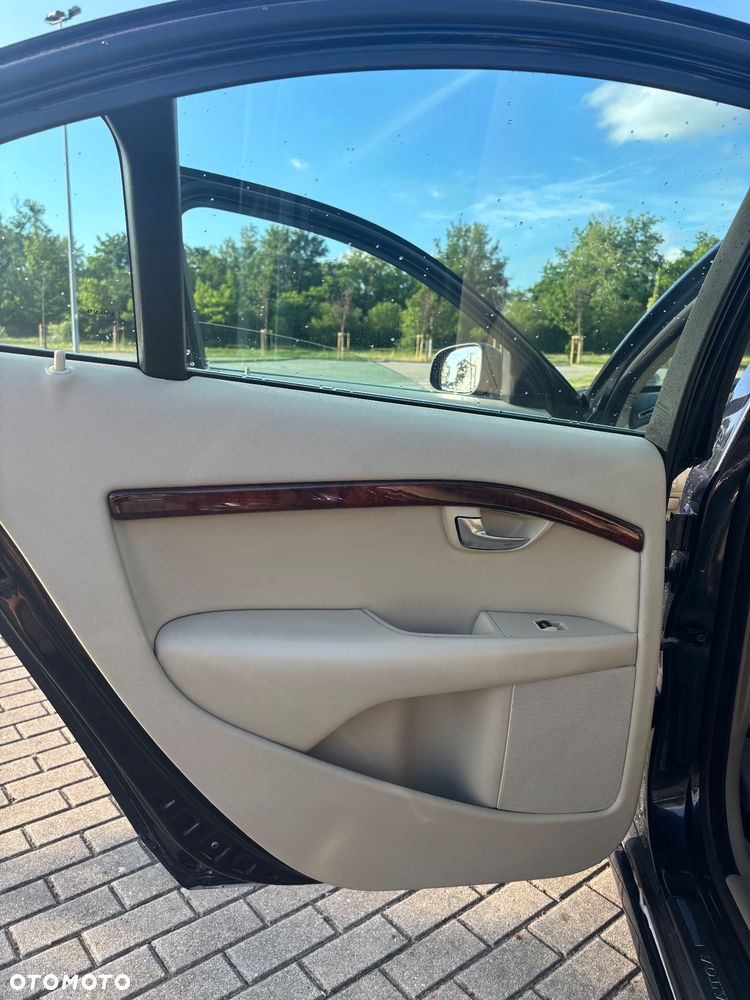Volvo S80 2.4D5 Executive - 24