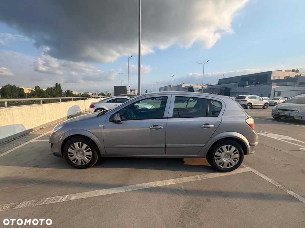 Opel Astra 1.4 Enjoy - 2