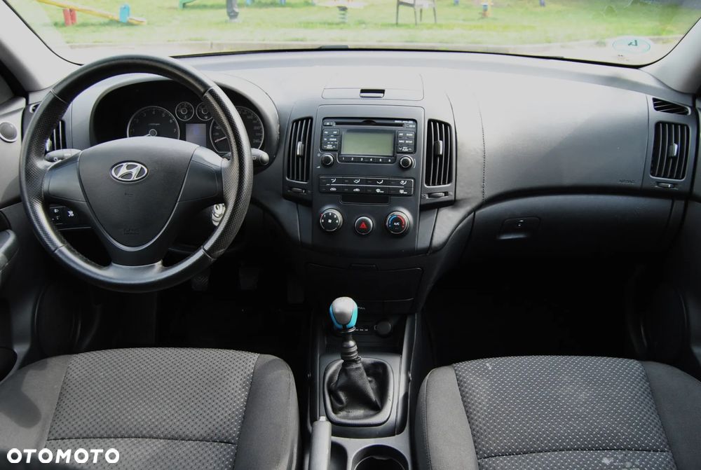 Hyundai i30 1.4 Blue Comfort - 9