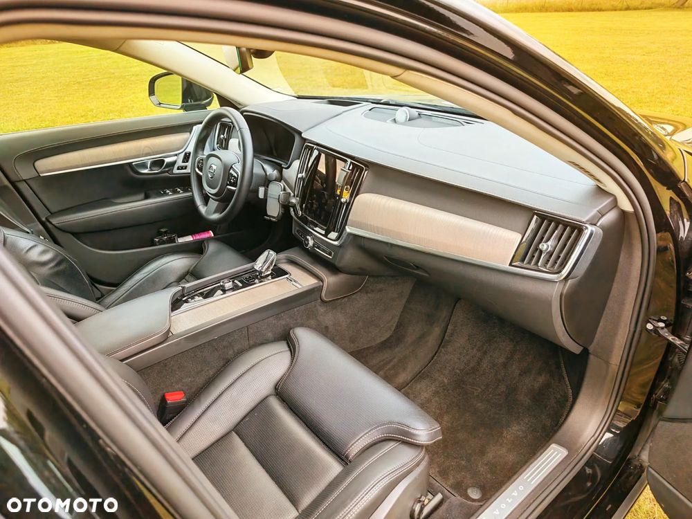 Volvo S90 - 37