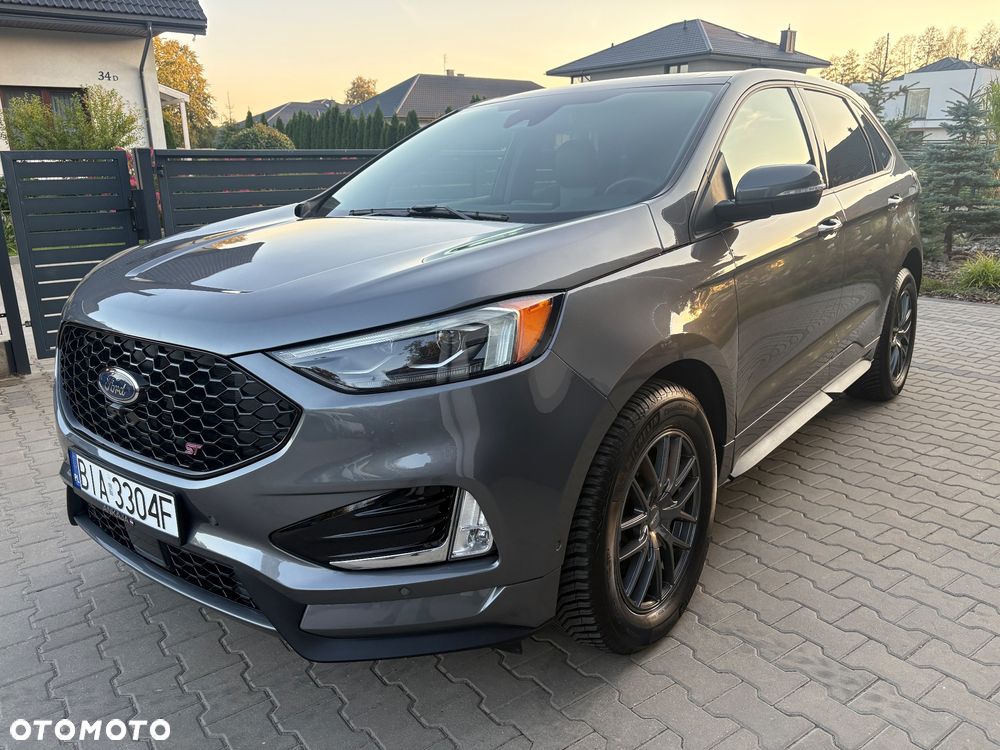 Ford Edge 2023 photo 2