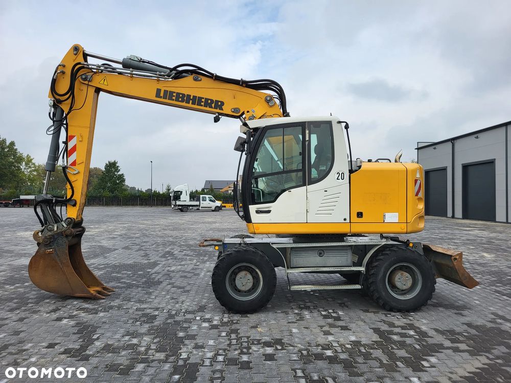 Liebherr A918 Compact / z Niemiec / Stan idealny / - 3