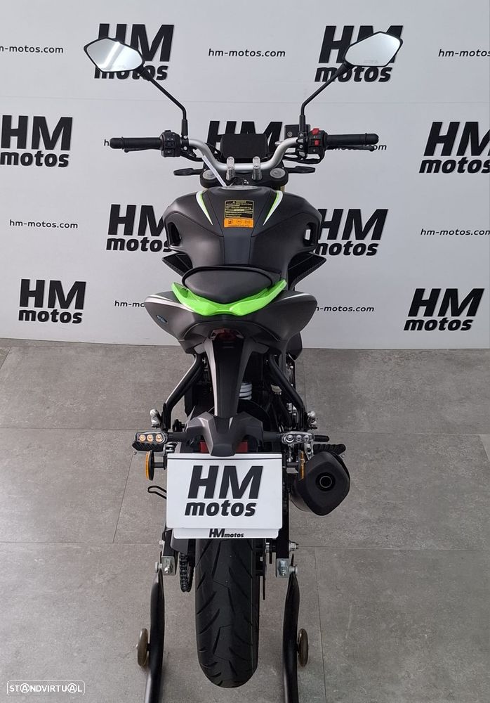 QJ Motor SRK 125S - 8