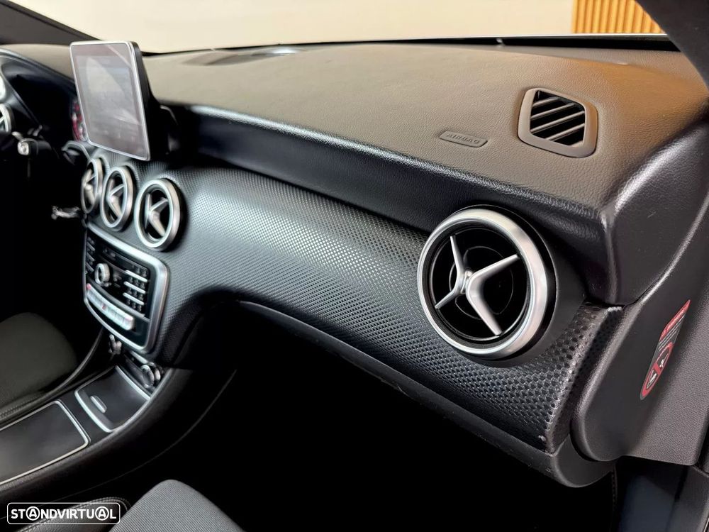 Mercedes-Benz A 180 d 7G-DCT AMG Line - 59