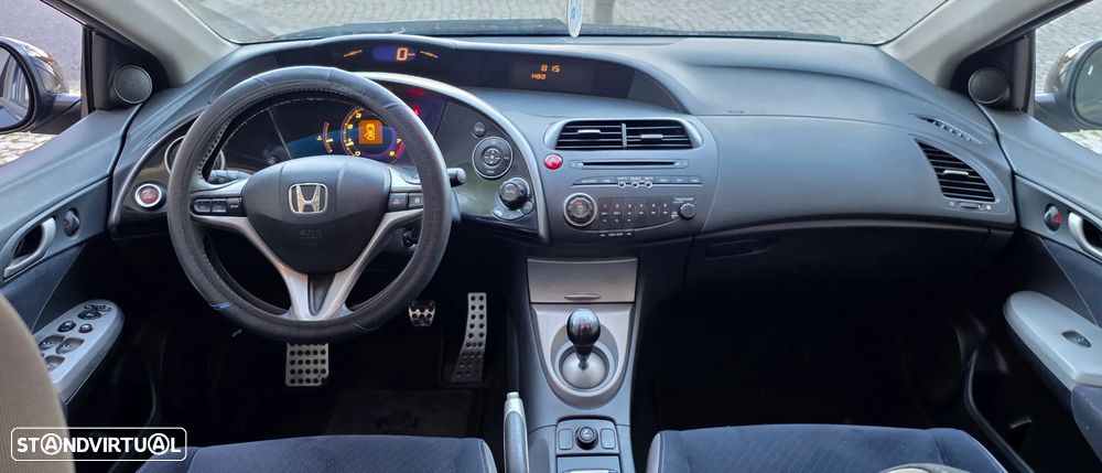 Honda Civic 1.4 Comfort - 14