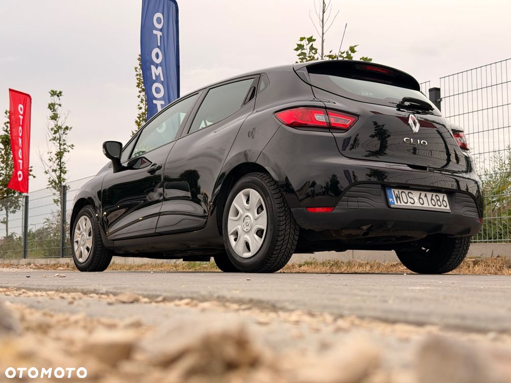 Renault Clio 1.2 16V Intens - 11