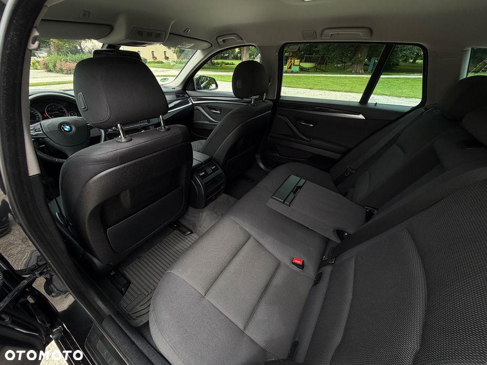 BMW Seria 5 520d - 15