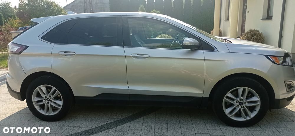 Ford Edge - 4