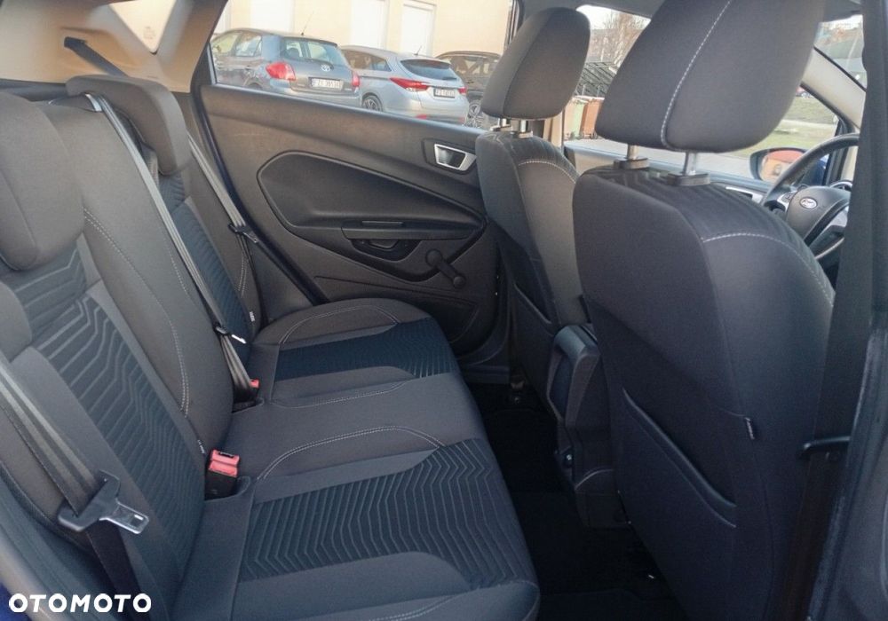 Ford Fiesta - 15