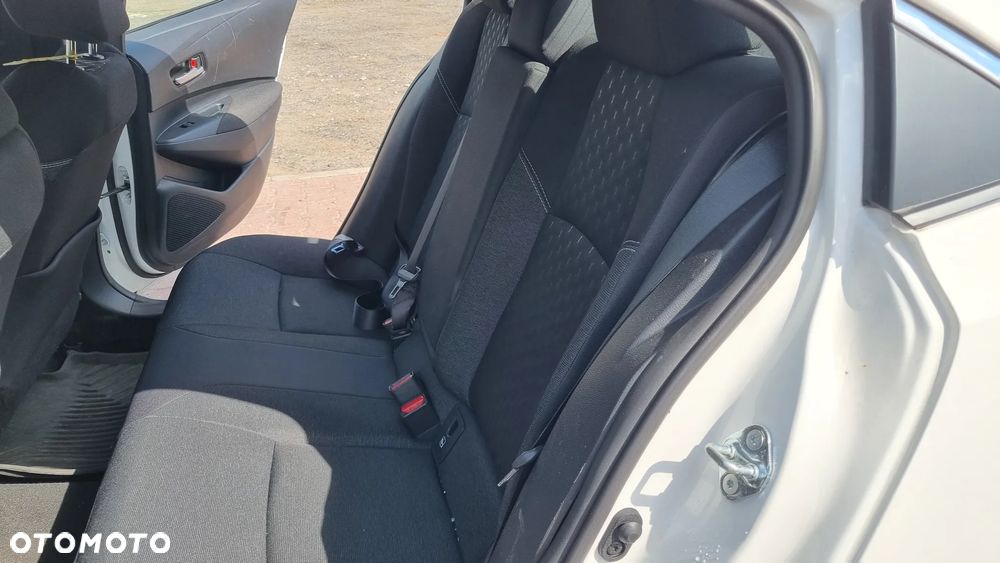 Toyota Corolla 1.8 Hybrid Active - 23