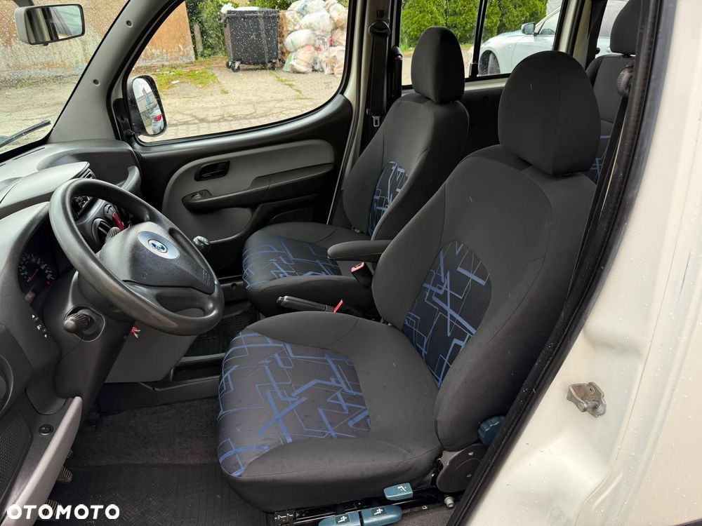 Fiat Doblo - 19
