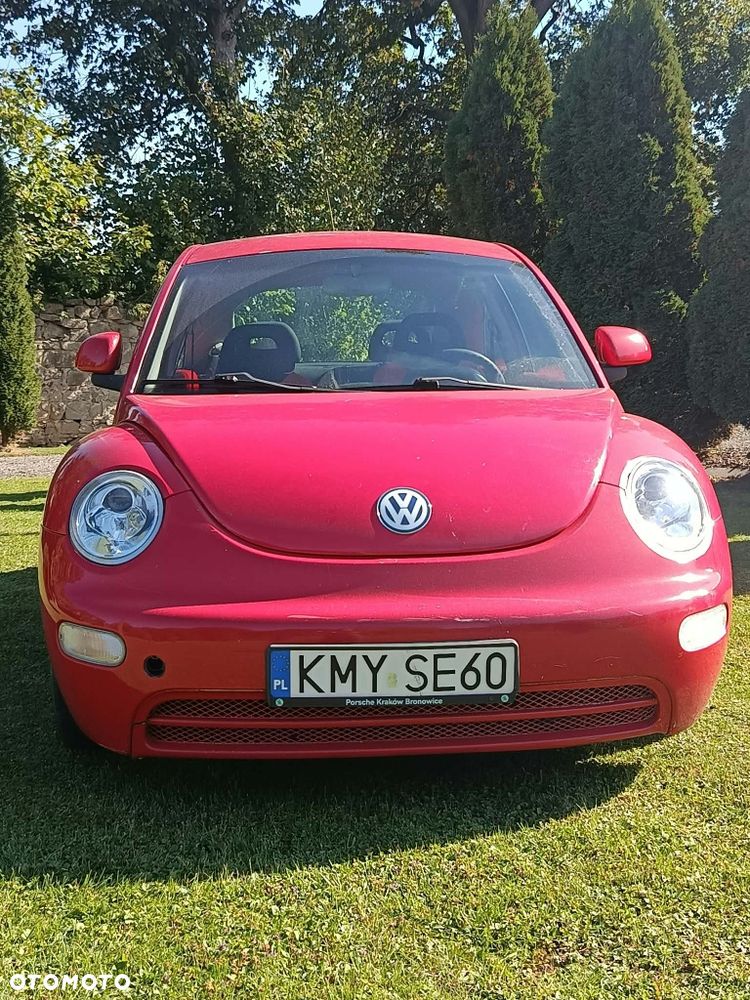 Volkswagen New Beetle - 4