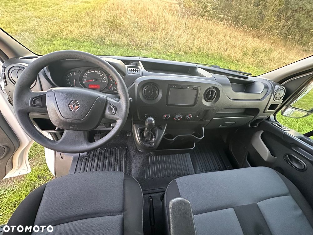 Renault Master - 15