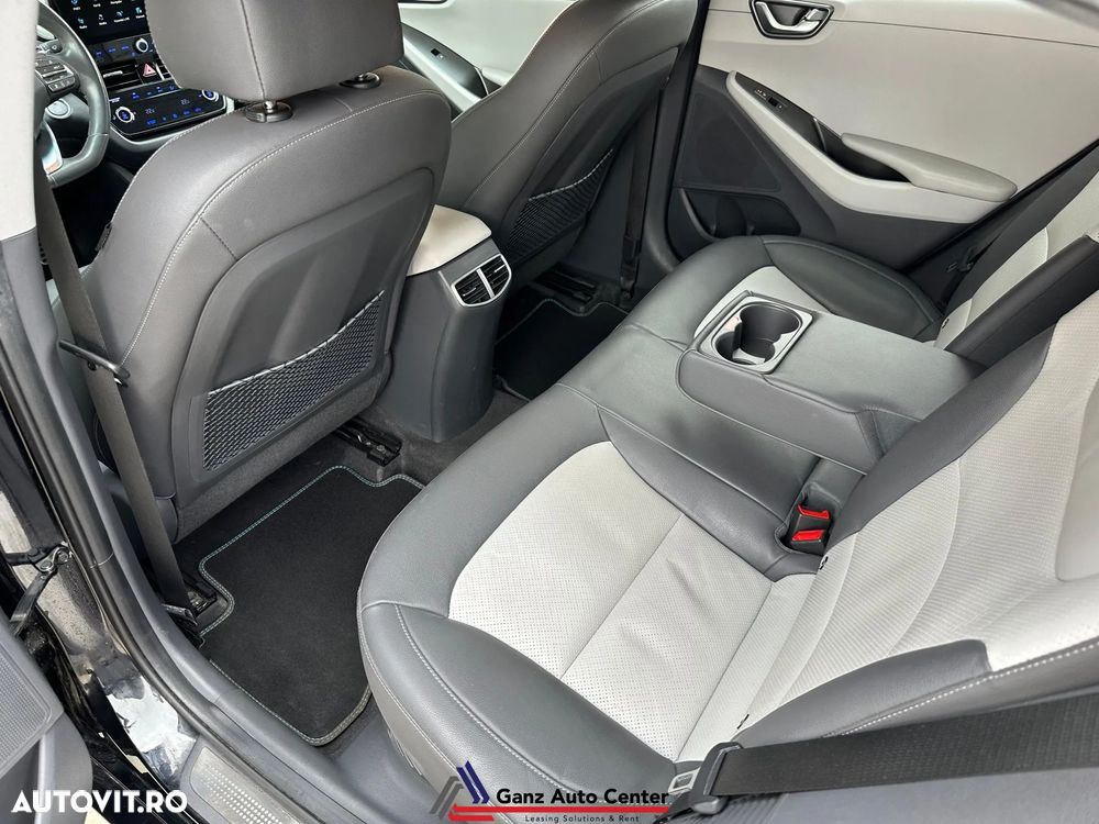 Hyundai IONIQ 1.6 GDI Premium - 19