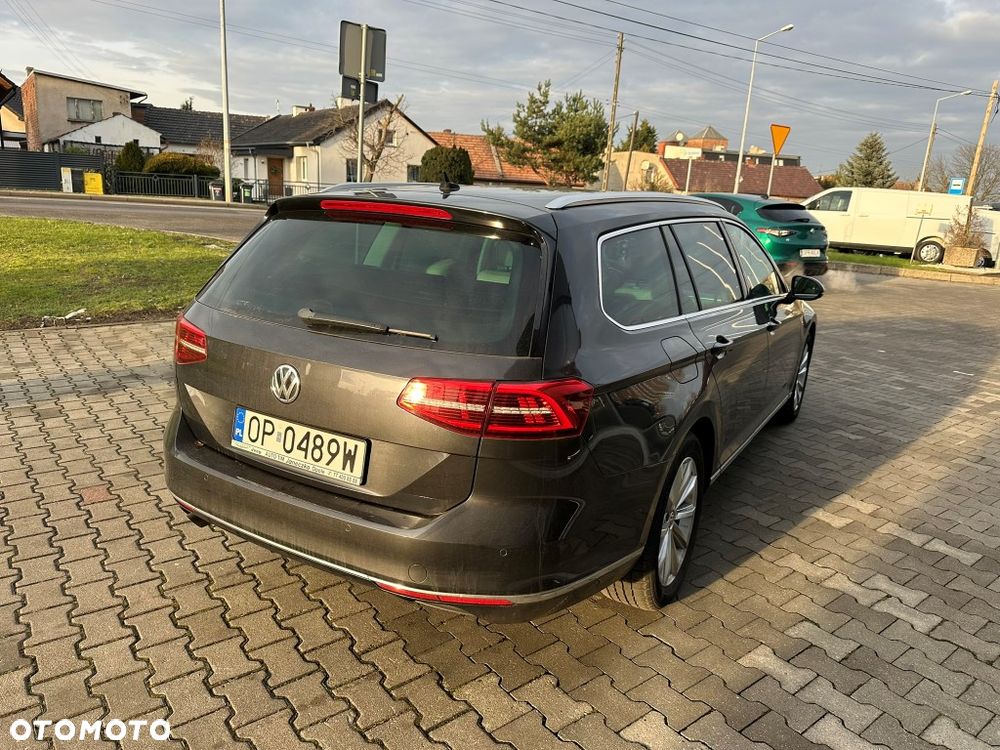Volkswagen Passat 1.8 TSI (BlueMotion Technology) DSG Highline - 3