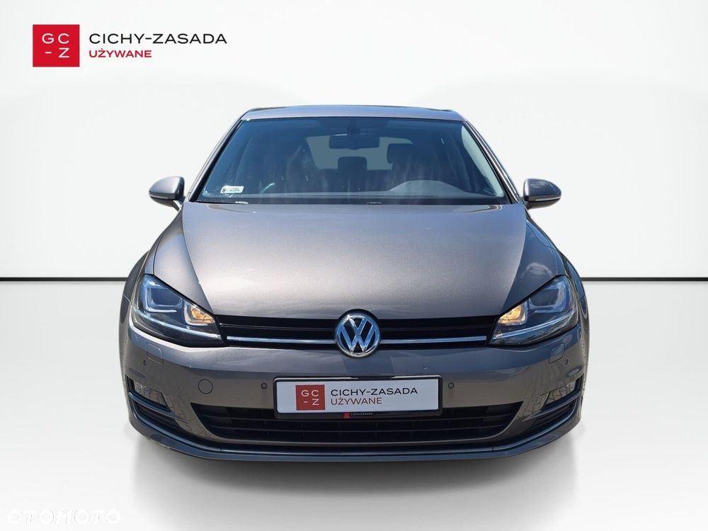 Volkswagen Golf - 9
