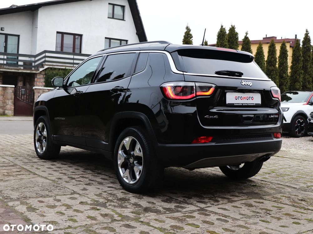 Jeep Compass - 11