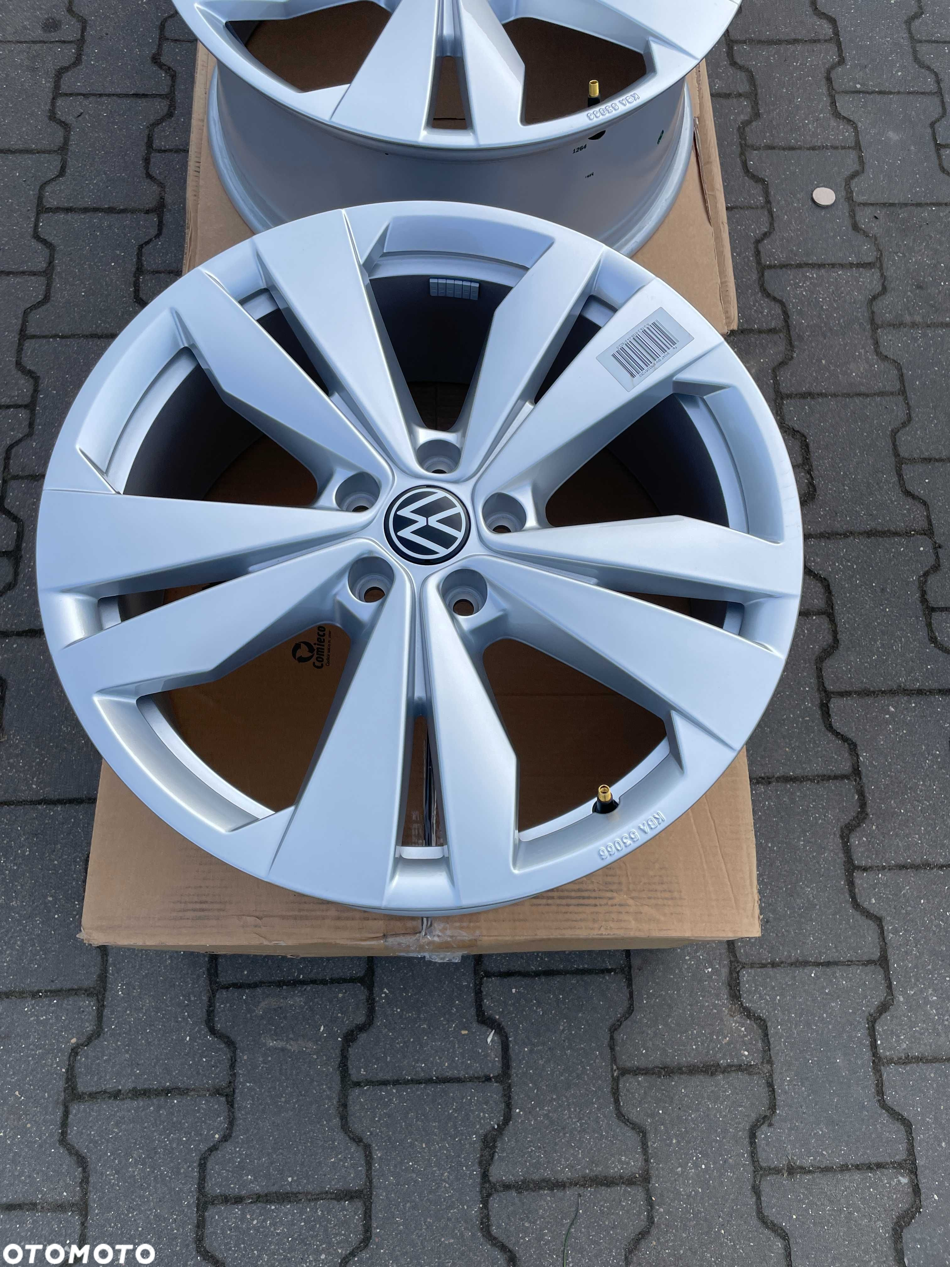 Okazja oryginalne felgi VW ID4 Passat ARTEON 5x112 8x19 ET45 57.1 NOWE - 2