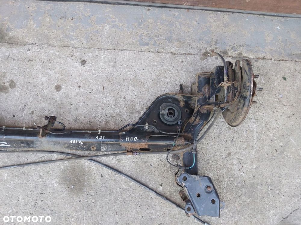 Nissan Juke I F15 Lift Belka zawieszenia tył 1,2 DIG-T - 2