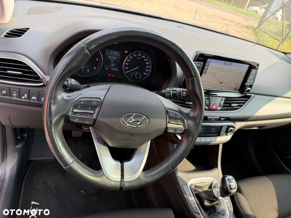 Hyundai i30 - 16