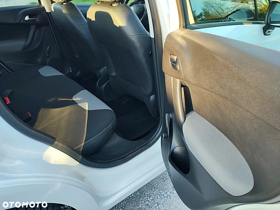 Citroën C3 Pure Tech VTi 68 Attraction - 21