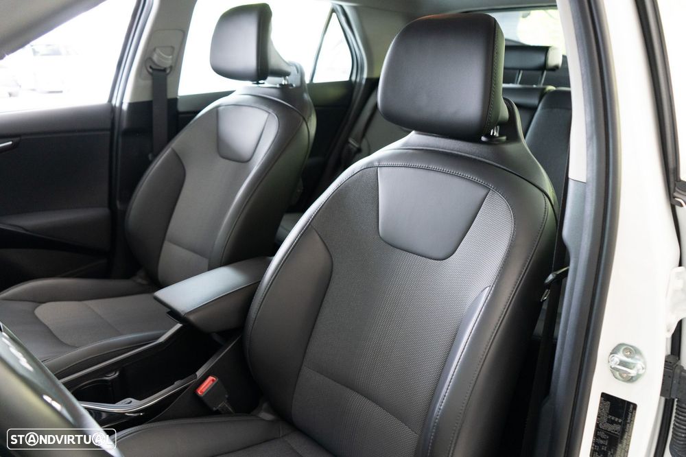 Kia Niro EV 64kWh Tech - 8
