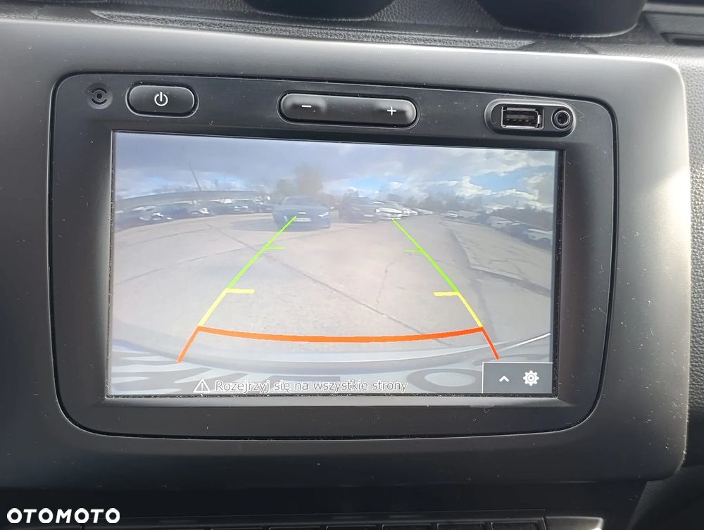 Dacia Duster 1.6 SCe Outdoor S&S - 17