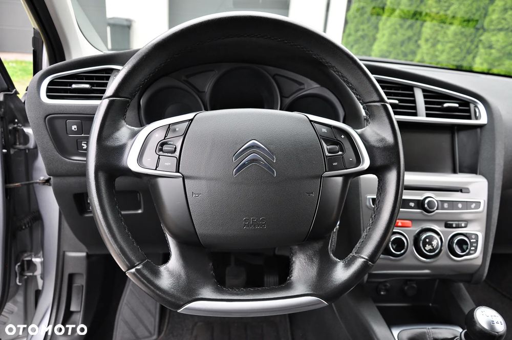 Citroën C4 1.2 e-THP Exclusive - 15