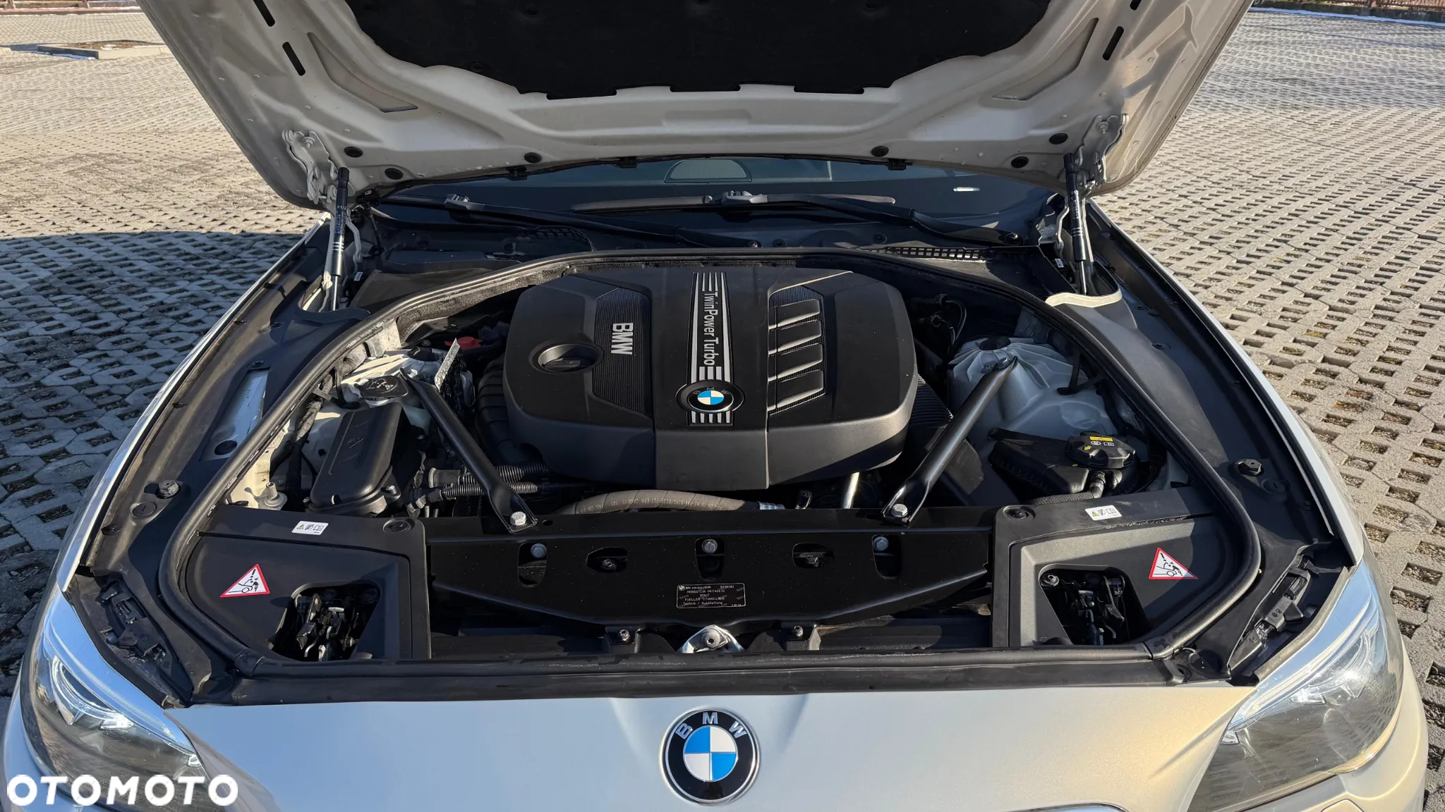 BMW Seria 5 525d xDrive Touring Luxury Line - 10