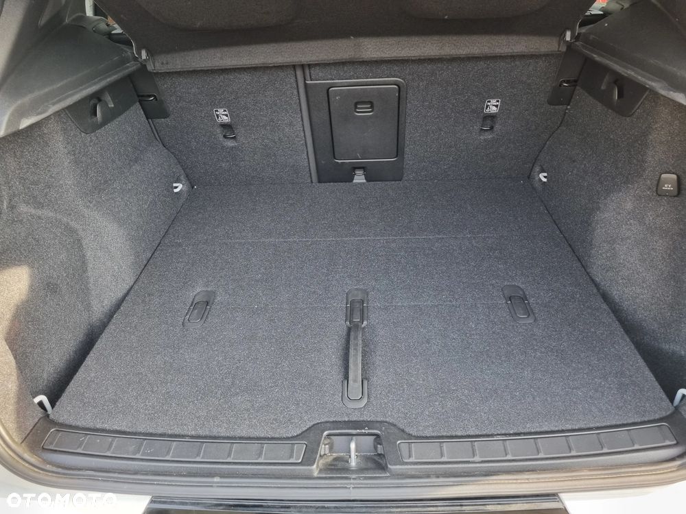 Volvo XC 40 T5 AWD R-Design - 20
