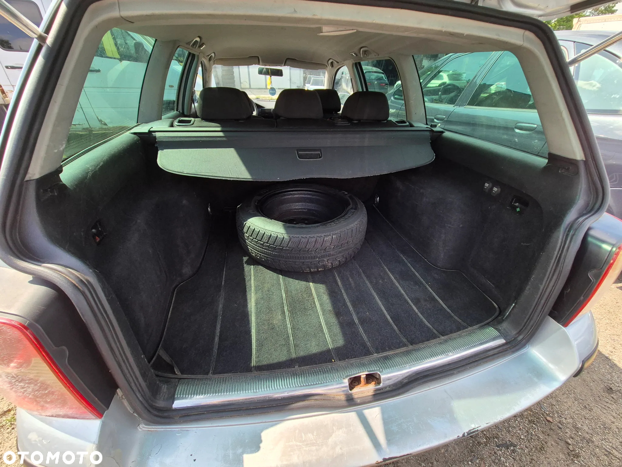 Volkswagen Passat 1.6 Basis - 7