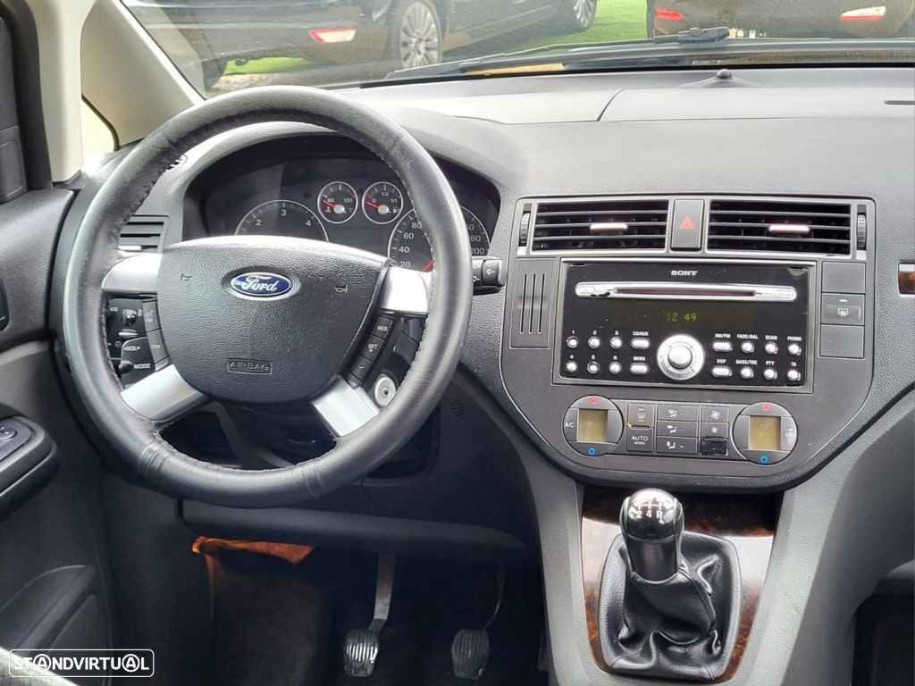 Ford C-Max - 12