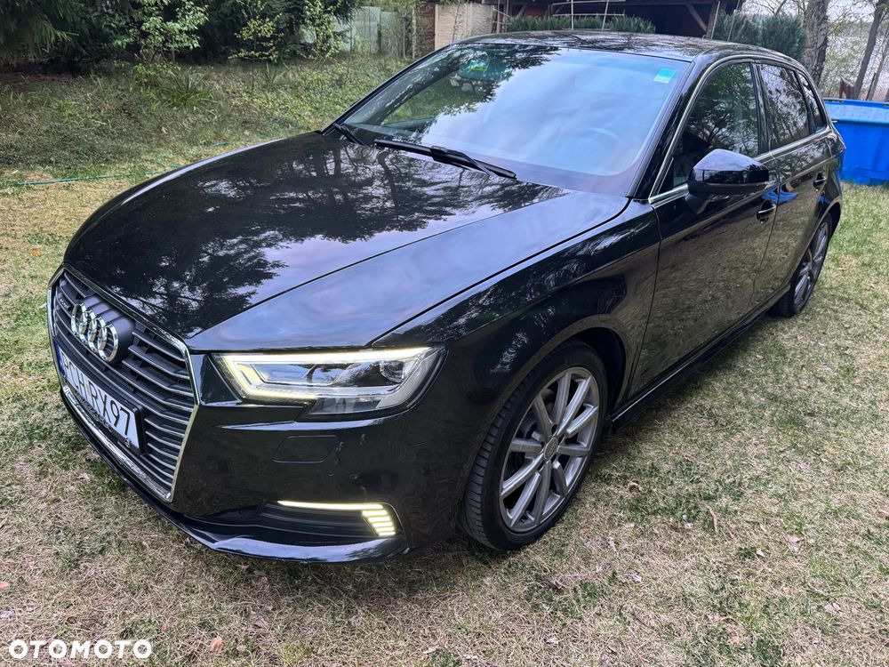 Audi A3 Sportback - 1