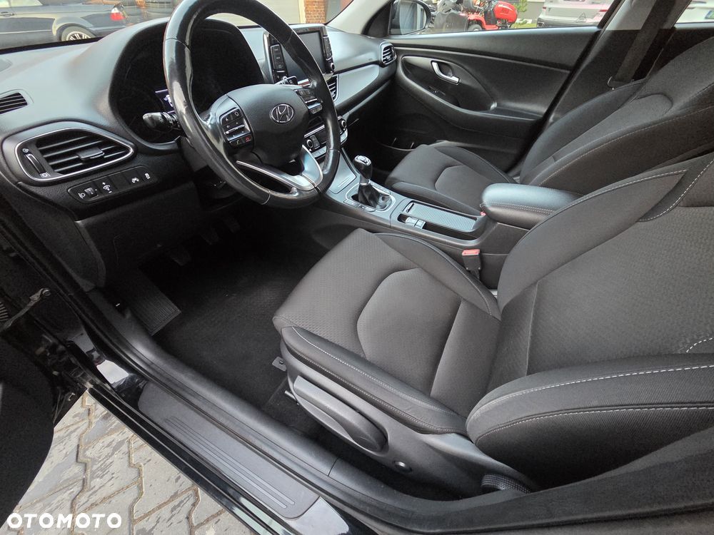 Hyundai i30 - 33