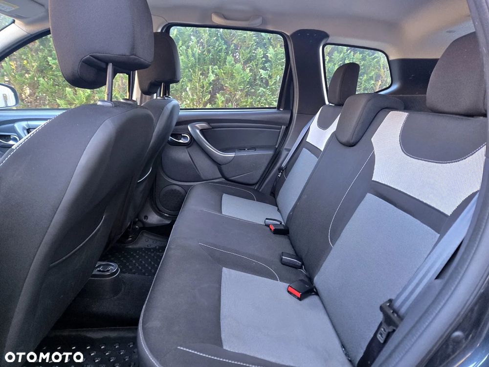 Dacia Duster 1.5 dCi Laureate 4x4 S&S EU6 - 9