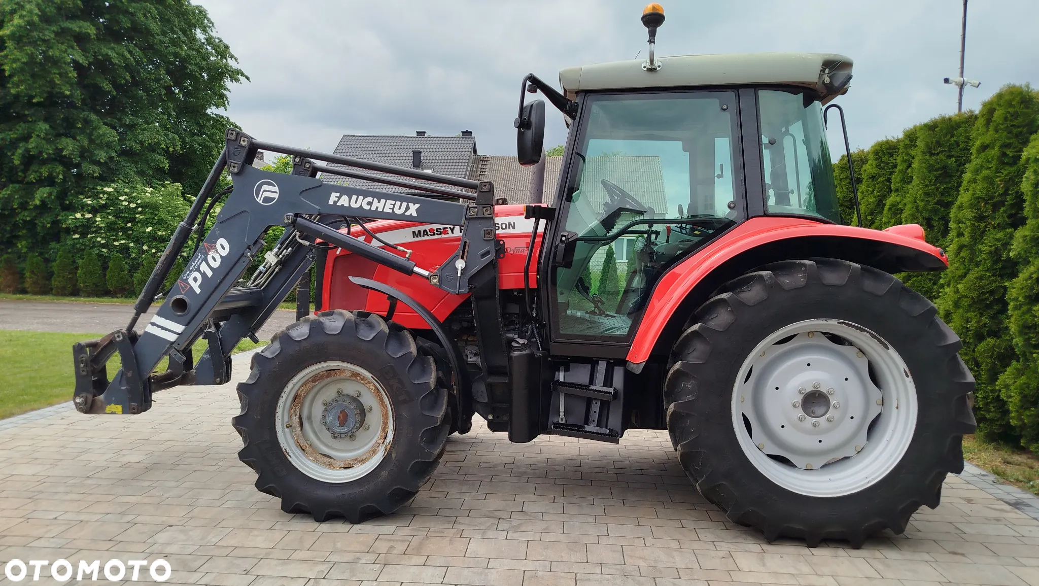 Massey Ferguson - 6