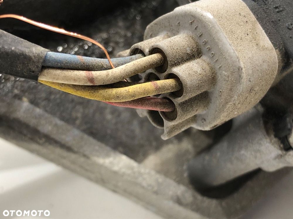 MECHANIZM WYCIERACZEK PRZÓD - 126.00 PLN - HONDA CR-V III (RE_) 2006 - 2022 2.0 i-VTEC (RE5, RE1) - 4