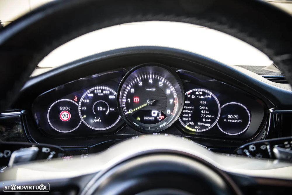 Porsche Panamera Sport Turismo 4 E-Hybrid Platinum Edition - 14