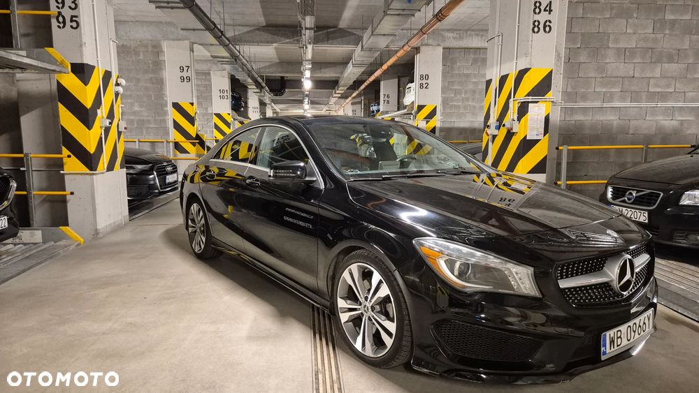 Mercedes-Benz CLA 250 4Matic 7G-DCT AMG Line - 1