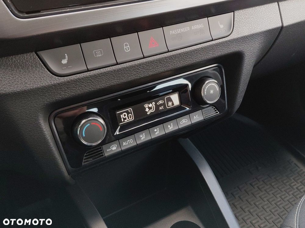 Skoda Fabia 1.0 TSI Style - 24