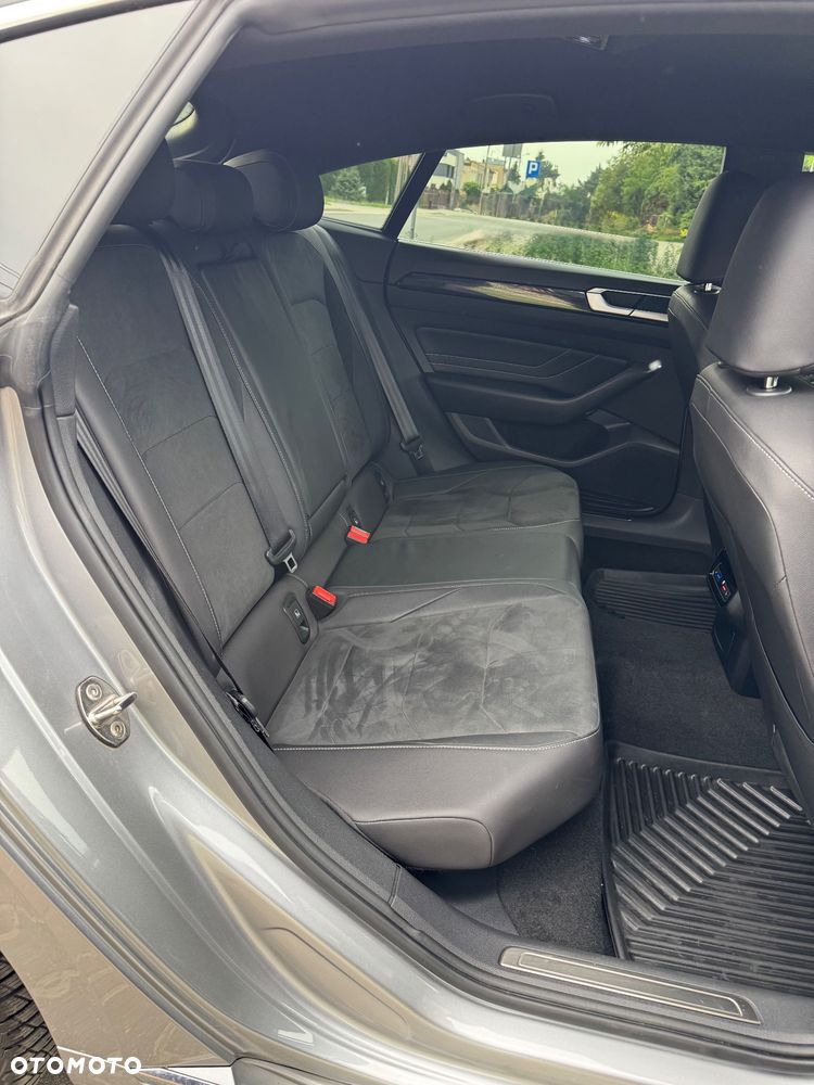 Volkswagen Arteon 2.0 TDI R-Line DSG - 10