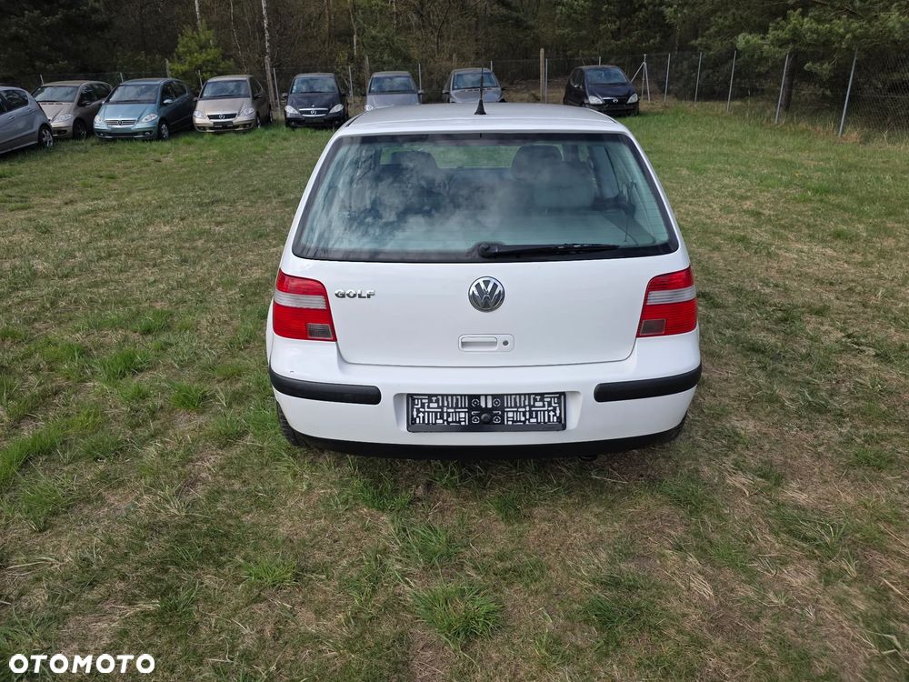 Volkswagen Golf 1.4 Sportline - 4