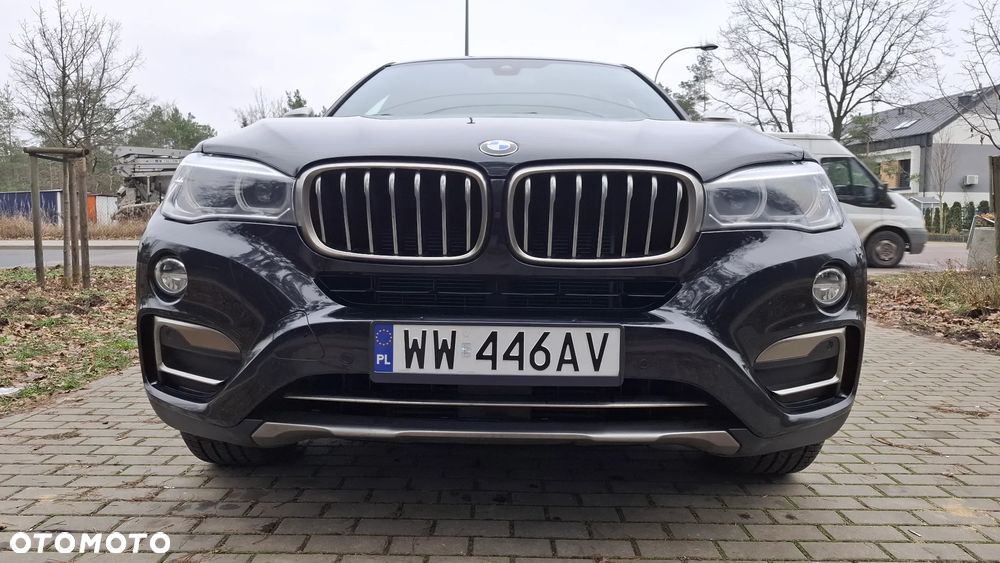 BMW X6 35i xDrive - 16