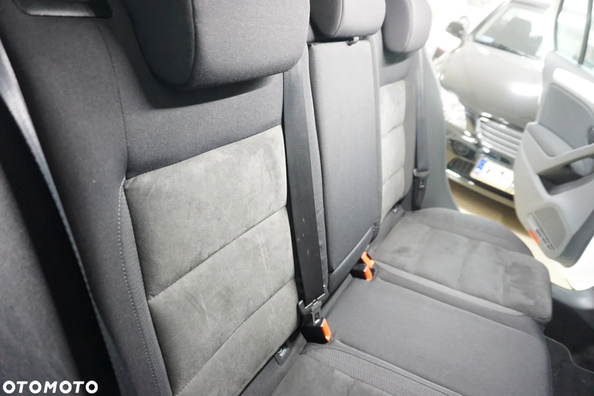 Volkswagen Golf 1.4 TSI DSG Highline - 21