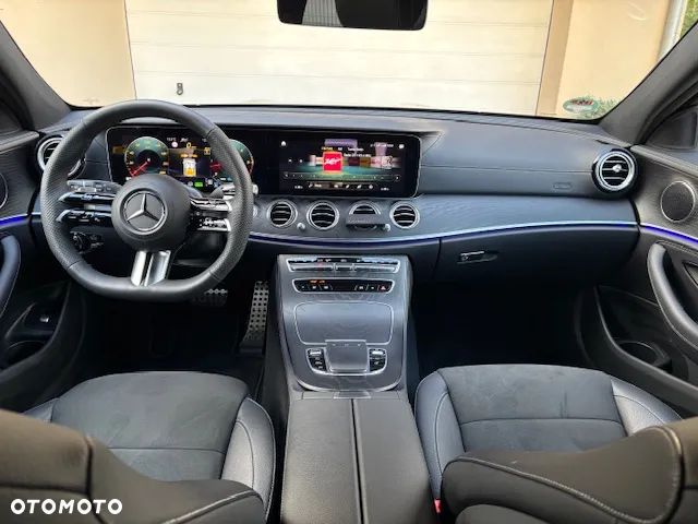 Mercedes-Benz Klasa E 220 d 4-Matic Business Edition - 11