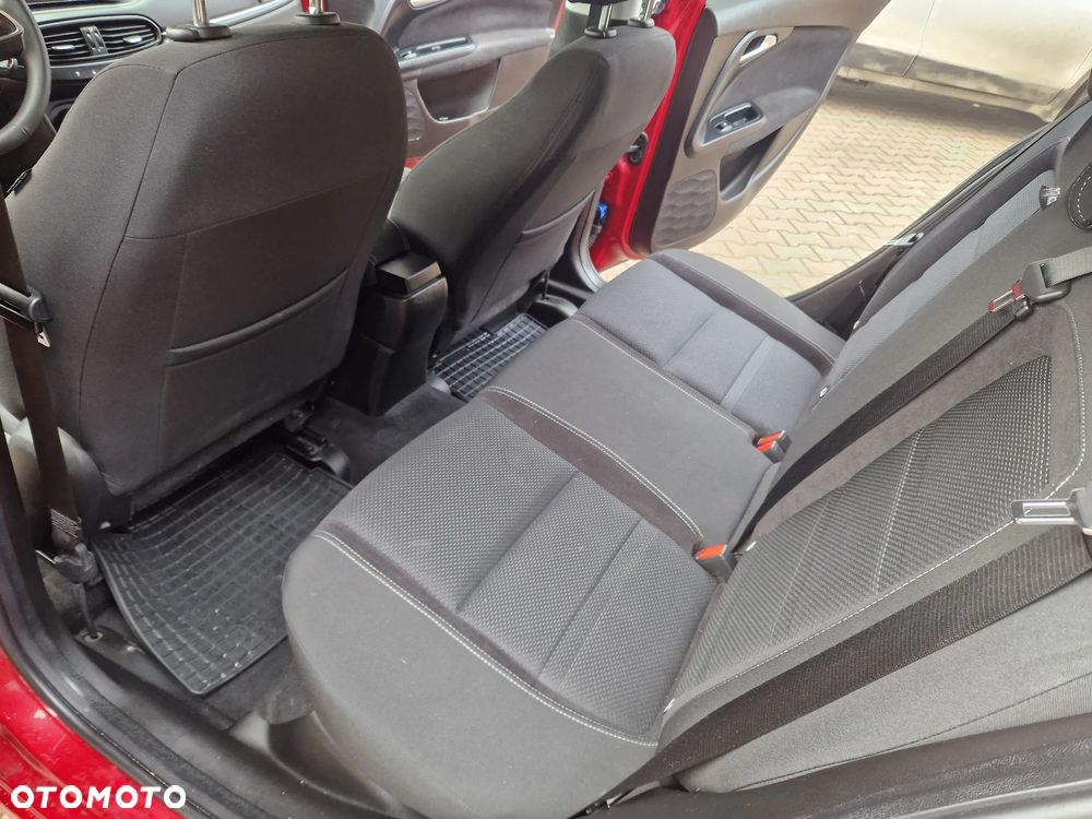 Fiat Tipo 1.4 T-Jet 16v Lounge EU6d - 15