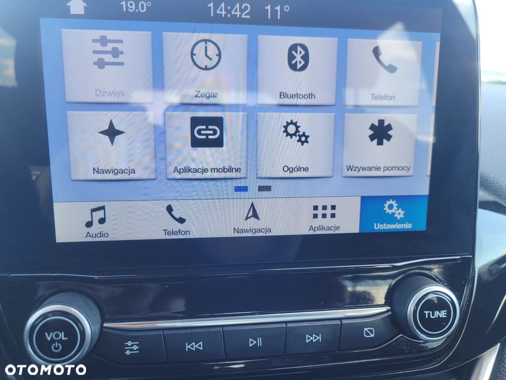 Ford Fiesta 1.1 S&S TITANIUM - 36