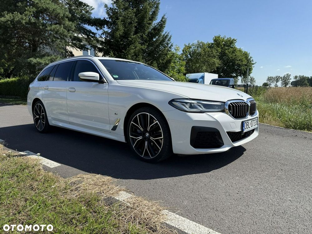 BMW Seria 5 530d mHEV M Sport sport - 2