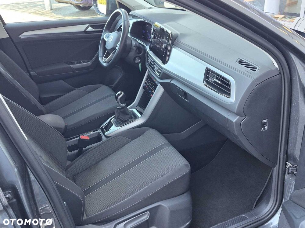 Volkswagen T-Roc - 4