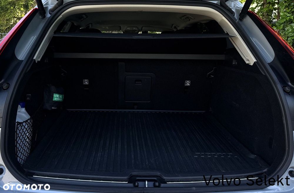 Volvo XC 60 2025